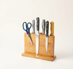 Kitchenware-Magnetic-Knife-Holder-For-Kitchen-Knife-Holder.jpeg Kitchenware Magnetic Knife Holder
